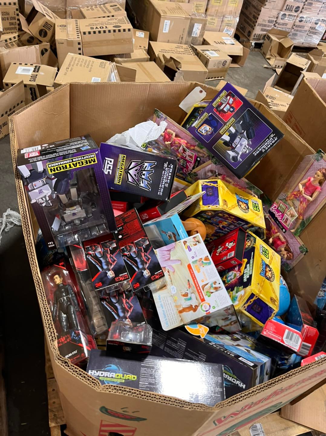 🔥Target toy pallets🔥 All of the toys in these pallets are brand new $350 a pallet We can also sell items individually but they are sold cheaper if you buy the whole pallet 🔥Target toy pallets🔥 All of the toys in these pallets are brand new $350 a pallet We can also sell items individually but they are sold cheaper if you buy the whole pallet